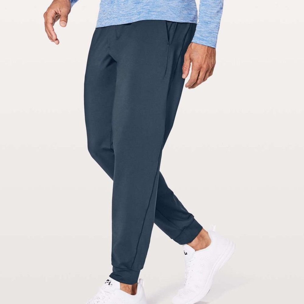 Lululemon Men's Fundamental Joggers S - Navy